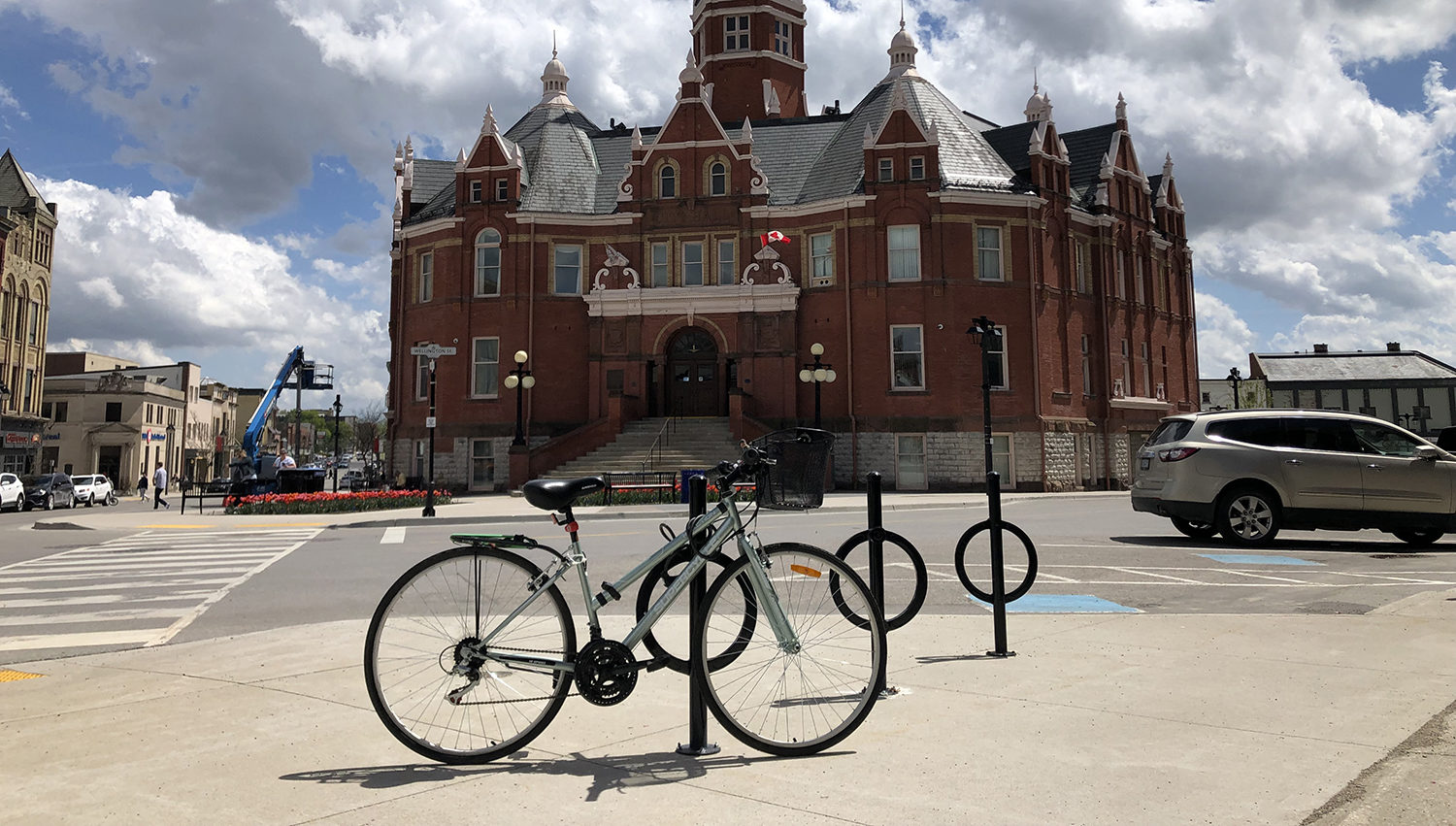 200 Series - 200 Bike Racks Bike locked to 200 series bike rack in front of town hall