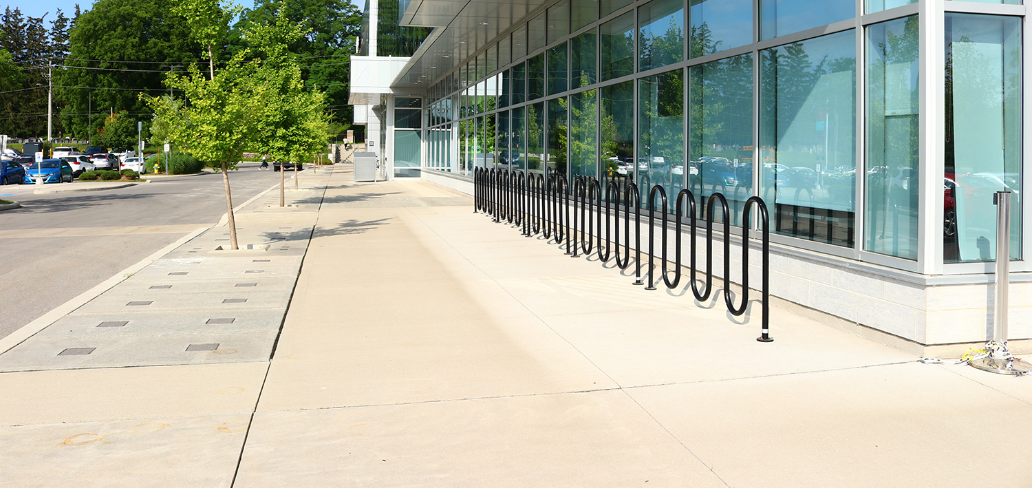 Black 400 Series Bike Racks at Good Life Fitness