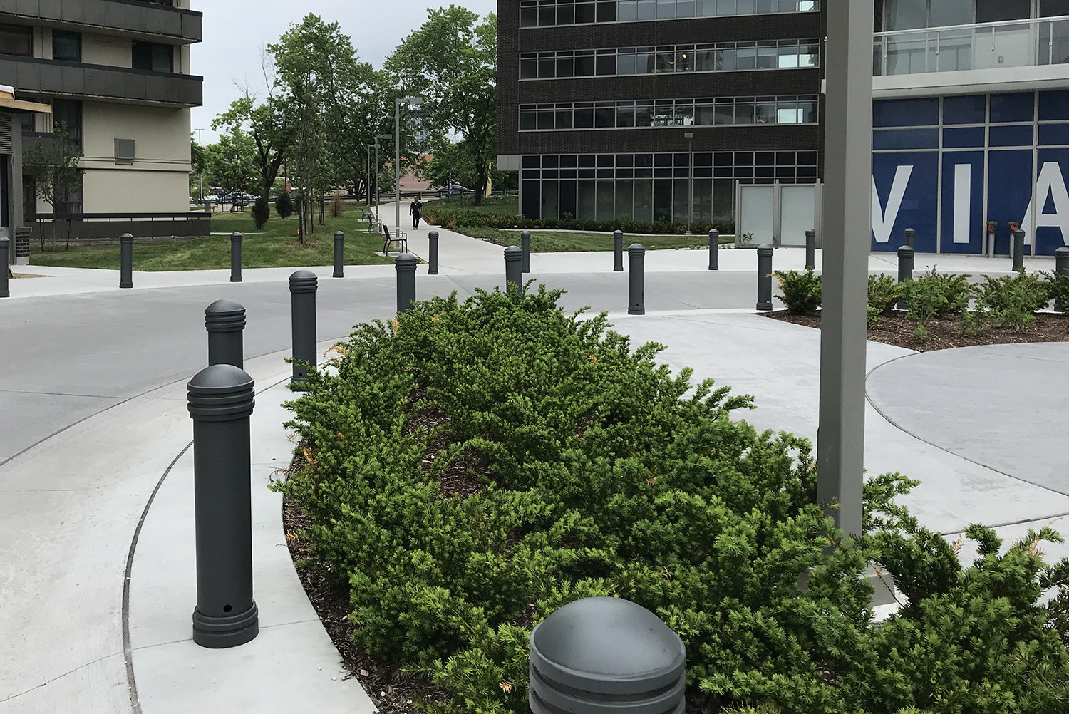 600 Series - 650 Bollards 650 Bollards outside VIA 123 Apartment Buildings