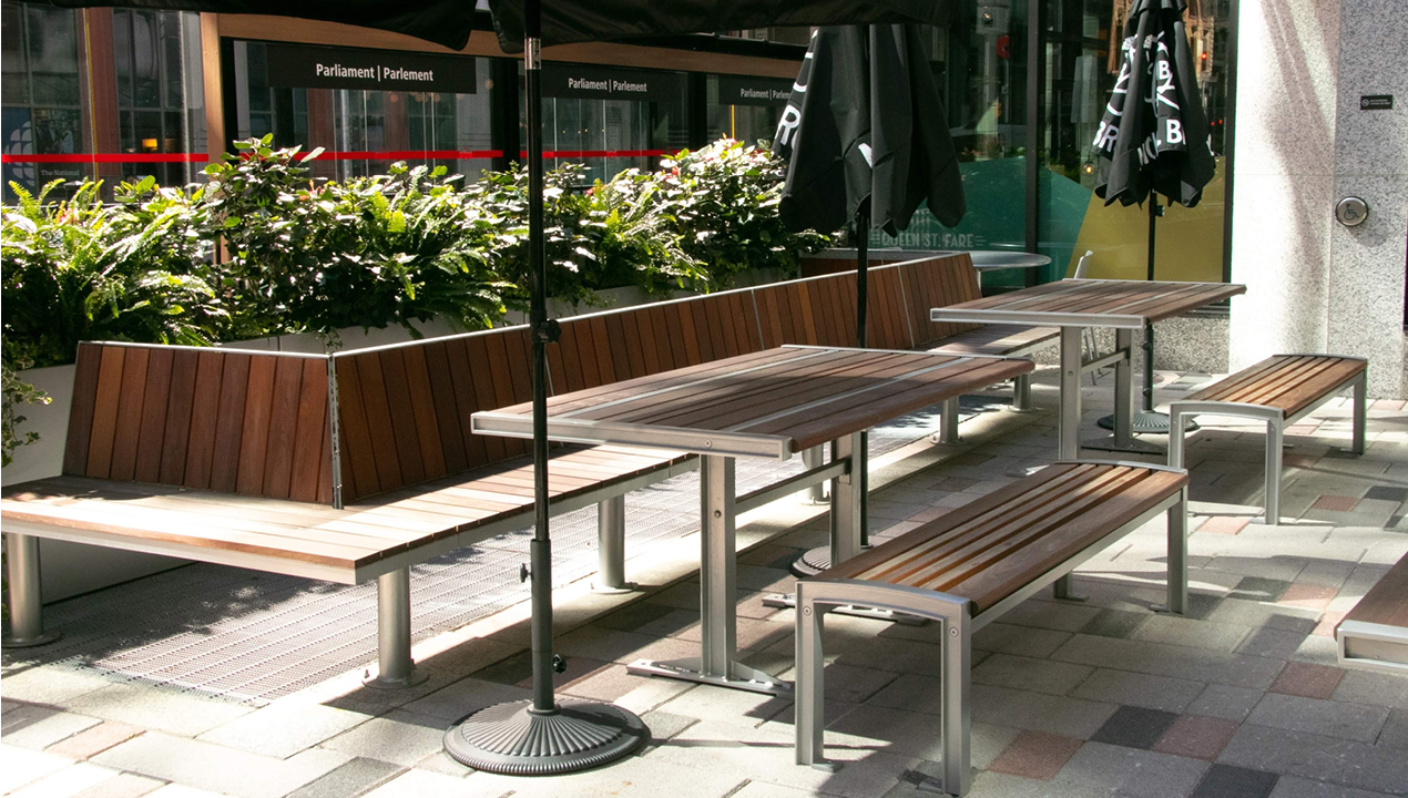 Ogden benches with 720 tables and backless benches