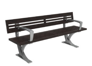 Banc en bois foncé avec structure et accoudoirs en métal, doté d'une assise et d'un dossier à lattes, conçu pour être utilisé à l'extérieur ou dans des lieux publics.